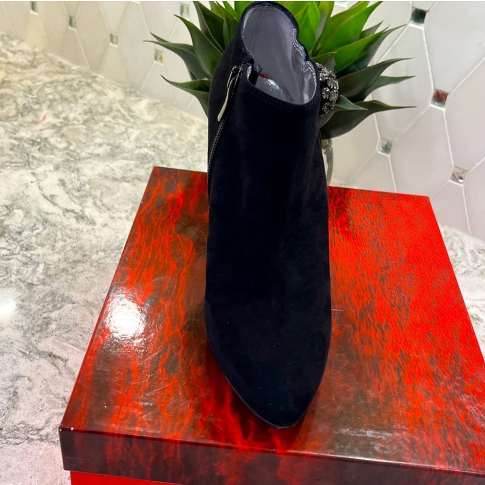 NIB Vintage Italian Swarovski Crystal Suede Ankle Boots  Heels Sz 39 - Picture 7 of 11